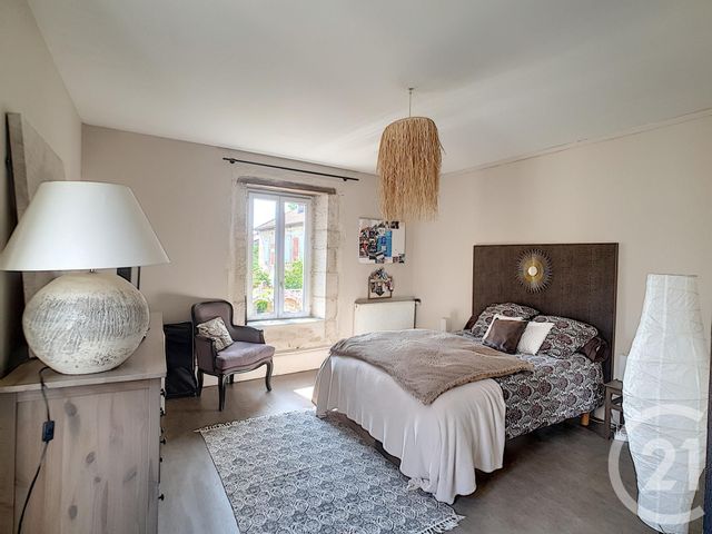 Afficher la photo en grand maison à vendre - 7 pièces - 201.7 m2 - CHAUMONT - 52 - CHAMPAGNE-ARDENNE - Century 21 Agence Diderot
