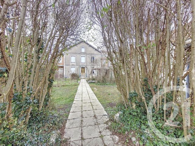 maison à vendre - 5 pièces - 118.29 m2 - CHAUMONT - 52 - CHAMPAGNE-ARDENNE - Century 21 Agence Diderot