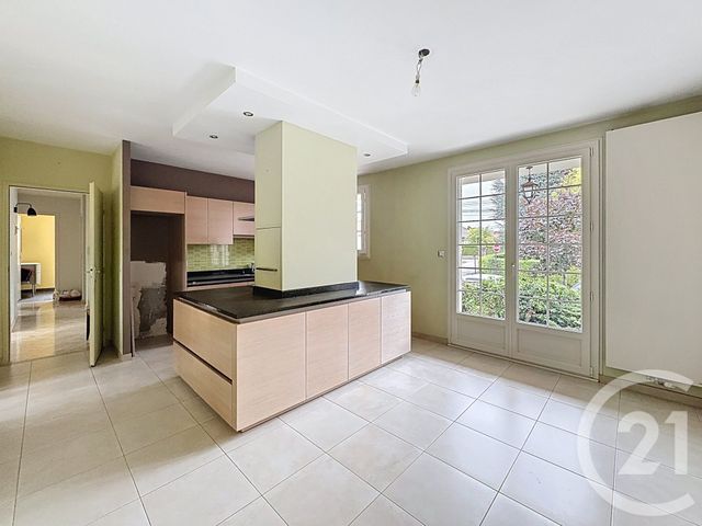 maison à vendre - 8 pièces - 192.0 m2 - CHAUMONT - 52 - CHAMPAGNE-ARDENNE - Century 21 Agence Diderot