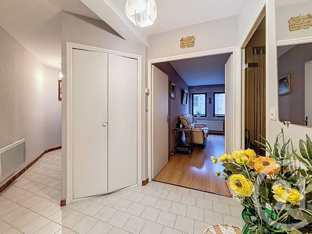 Appartement F3 à vendre - 3 pièces - 67.0 m2 - CHAUMONT - 52 - CHAMPAGNE-ARDENNE - Century 21 Agence Diderot