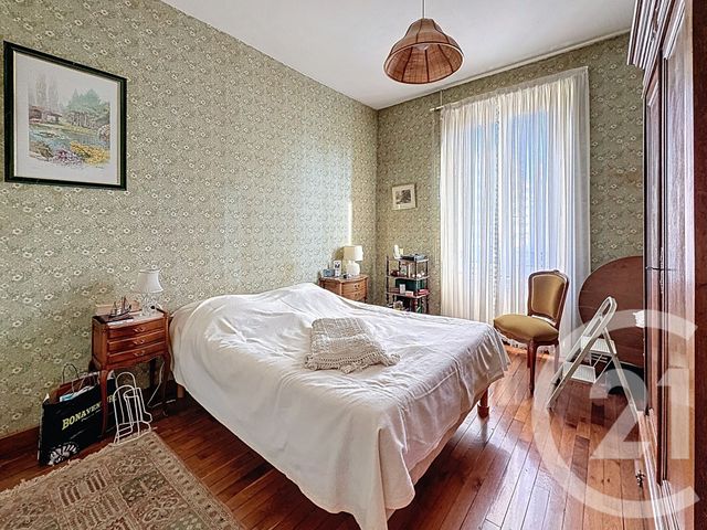 Afficher la photo en grand maison à vendre - 8 pièces - 160.0 m2 - CHAUMONT - 52 - CHAMPAGNE-ARDENNE - Century 21 Agence Diderot