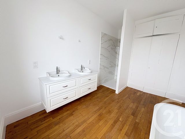 maison à vendre - 7 pièces - 202.2 m2 - CHAUMONT - 52 - CHAMPAGNE-ARDENNE - Century 21 Agence Diderot