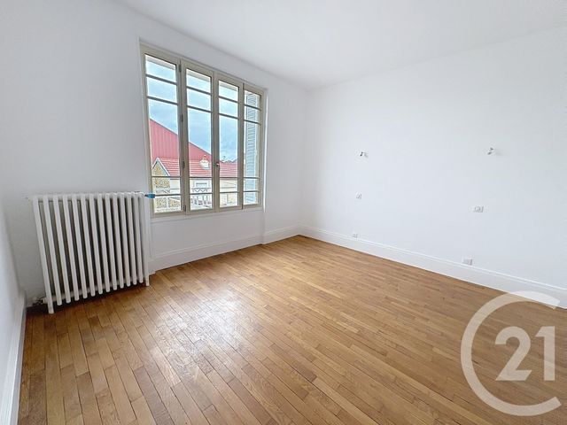 maison à vendre - 7 pièces - 202.2 m2 - CHAUMONT - 52 - CHAMPAGNE-ARDENNE - Century 21 Agence Diderot