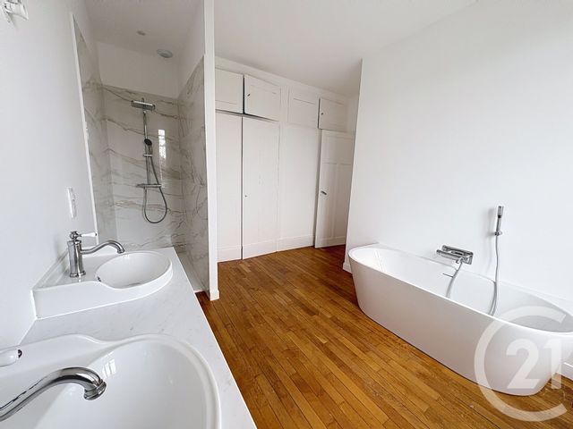 maison à vendre - 7 pièces - 202.2 m2 - CHAUMONT - 52 - CHAMPAGNE-ARDENNE - Century 21 Agence Diderot