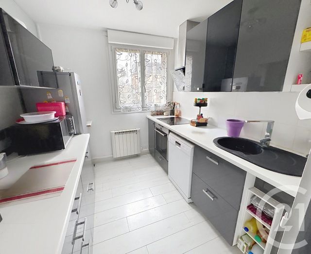 Appartement F3 à vendre - 3 pièces - 54.87 m2 - CHAUMONT - 52 - CHAMPAGNE-ARDENNE - Century 21 Agence Diderot