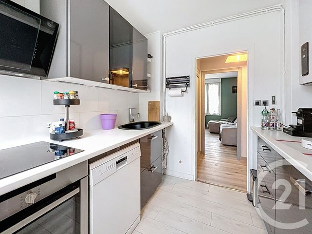 Appartement F3 à vendre - 3 pièces - 54.87 m2 - CHAUMONT - 52 - CHAMPAGNE-ARDENNE - Century 21 Agence Diderot