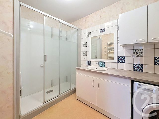 Appartement F2 à vendre - 2 pièces - 64.31 m2 - CHAUMONT - 52 - CHAMPAGNE-ARDENNE - Century 21 Agence Diderot