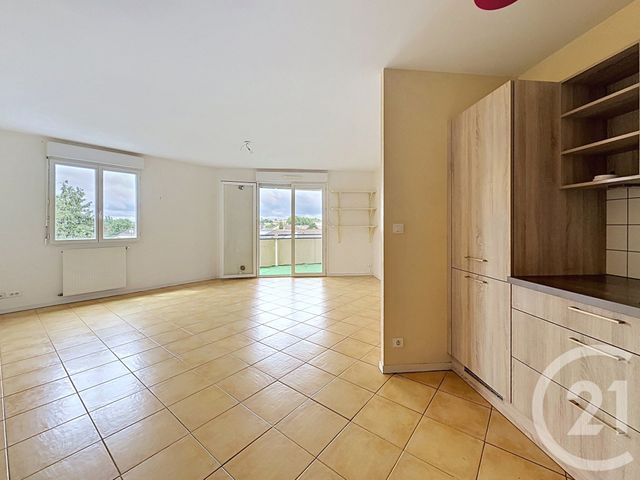 Appartement F2 à vendre - 2 pièces - 64.31 m2 - CHAUMONT - 52 - CHAMPAGNE-ARDENNE - Century 21 Agence Diderot