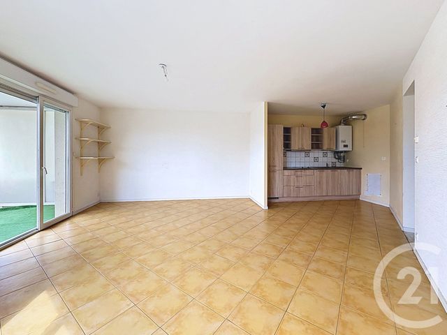 Appartement F2 à vendre - 2 pièces - 64.31 m2 - CHAUMONT - 52 - CHAMPAGNE-ARDENNE - Century 21 Agence Diderot