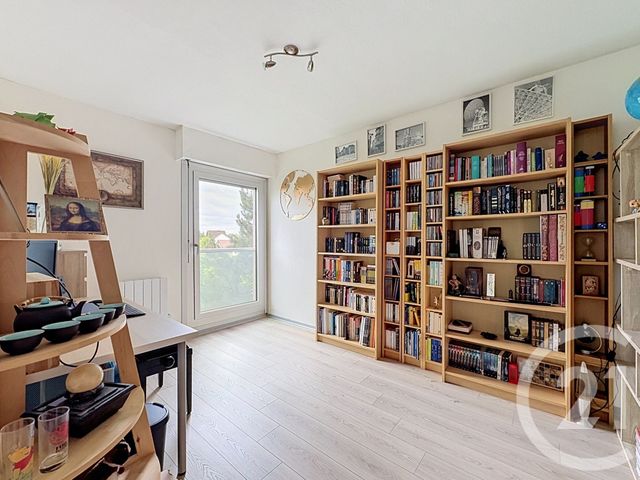 Appartement F4 à vendre - 4 pièces - 83.14 m2 - CHAUMONT - 52 - CHAMPAGNE-ARDENNE - Century 21 Agence Diderot