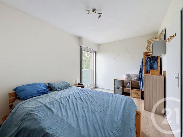 Appartement F4 à vendre - 4 pièces - 83.14 m2 - CHAUMONT - 52 - CHAMPAGNE-ARDENNE - Century 21 Agence Diderot