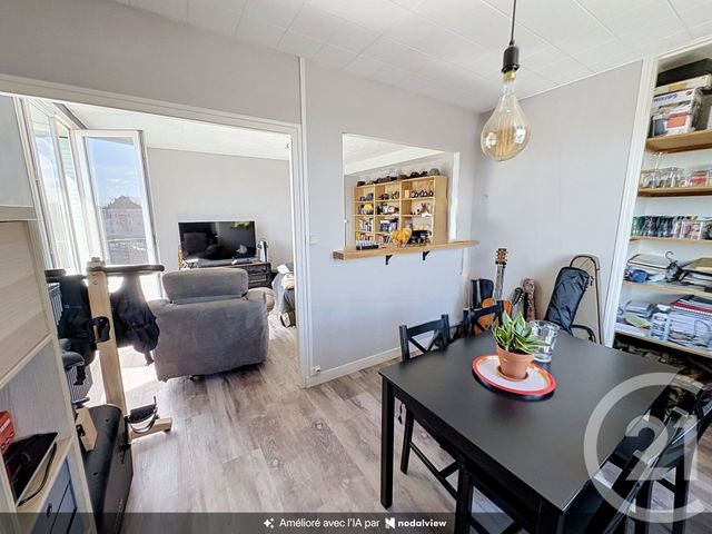 Appartement F4 à vendre - 4 pièces - 66.16 m2 - CHAUMONT - 52 - CHAMPAGNE-ARDENNE - Century 21 Agence Diderot