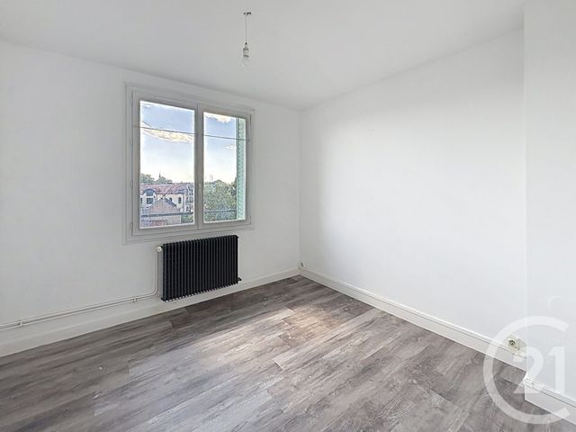 Appartement F4 à vendre - 4 pièces - 66.16 m2 - CHAUMONT - 52 - CHAMPAGNE-ARDENNE - Century 21 Agence Diderot